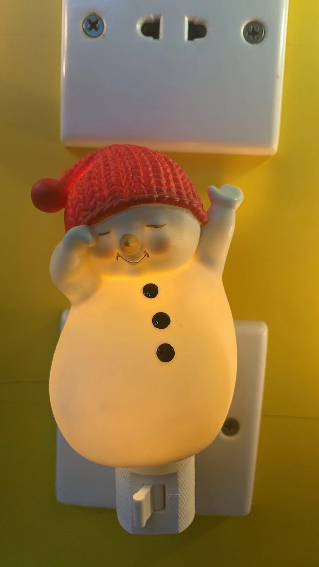 Little Snowman Night Light 02